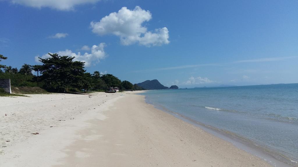 บ้านสนมณีโฮมสเตย์ Bansonmanee Homestay Khanom Exterior photo