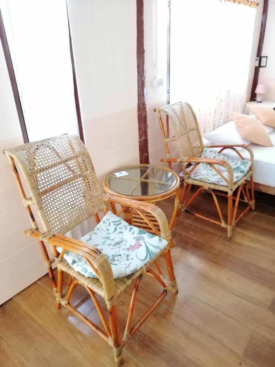 บ้านสนมณีโฮมสเตย์ Bansonmanee Homestay Khanom Exterior photo